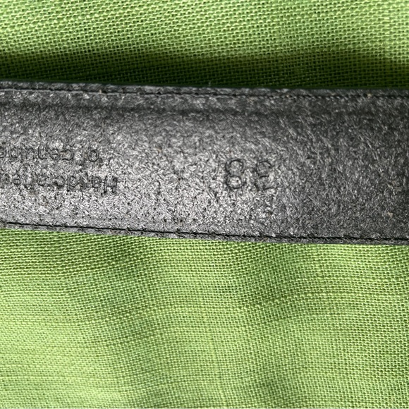 Black Leather Men's Belt - Picture 7 of 8